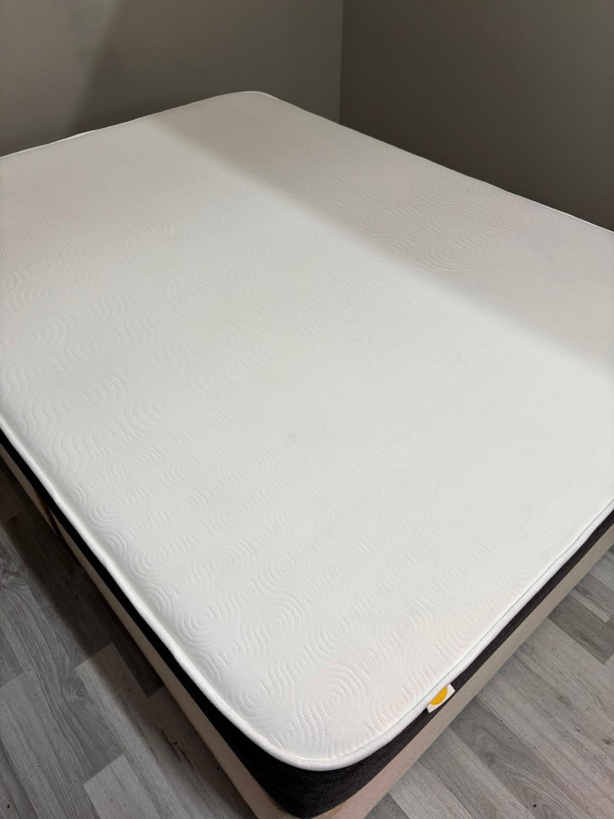 Eve Sleep Original Hybrid Mattress, 6FT Superking Mattress RRP £899 B - Home Furniture Interiors