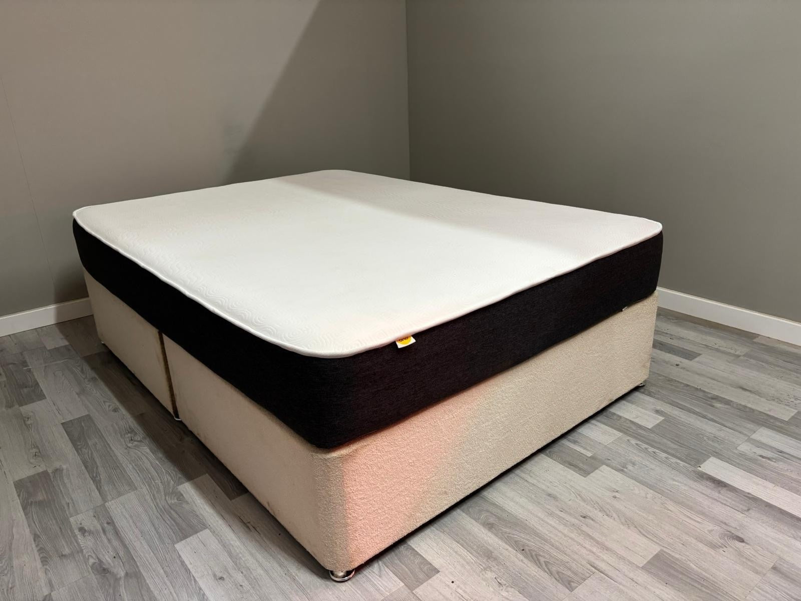 Eve Sleep Original Hybrid Mattress, 6FT Superking Mattress RRP £899 B - Home Furniture Interiors