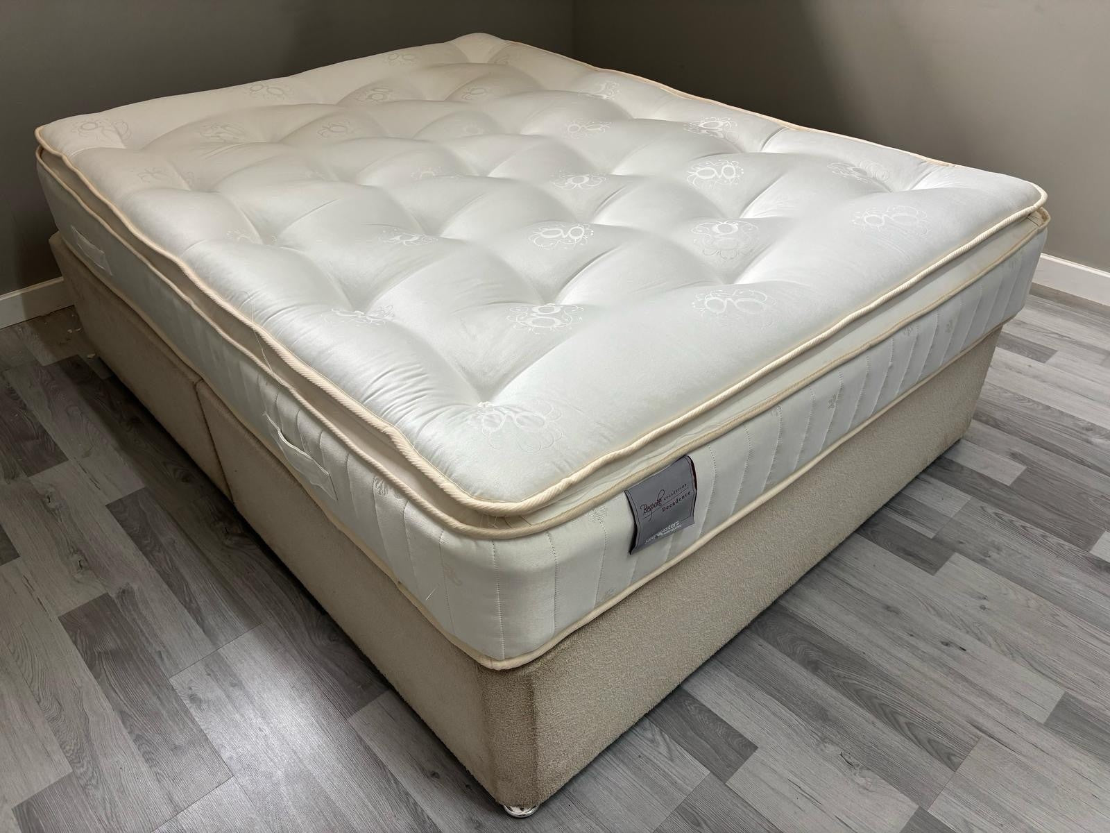 Bespoke Decadence 5ft Kingsize Mattress - RRP £1699 - Best Price Online B - Home Furniture Interiors