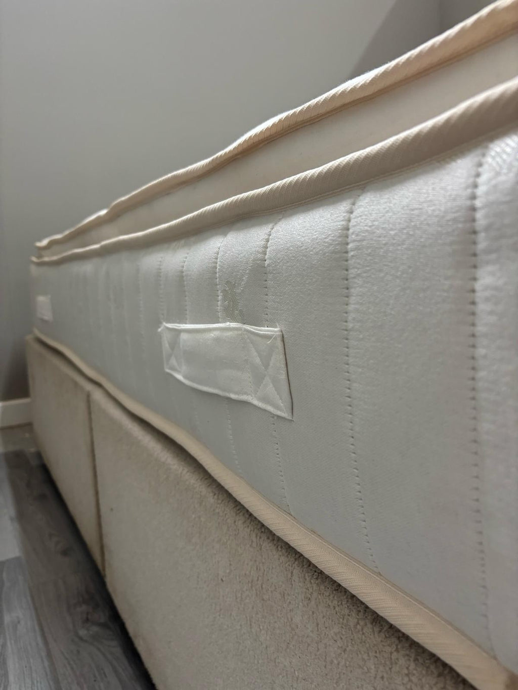 Bespoke Decadence 5ft Kingsize Mattress - RRP £1699 - Best Price Online B - Home Furniture Interiors