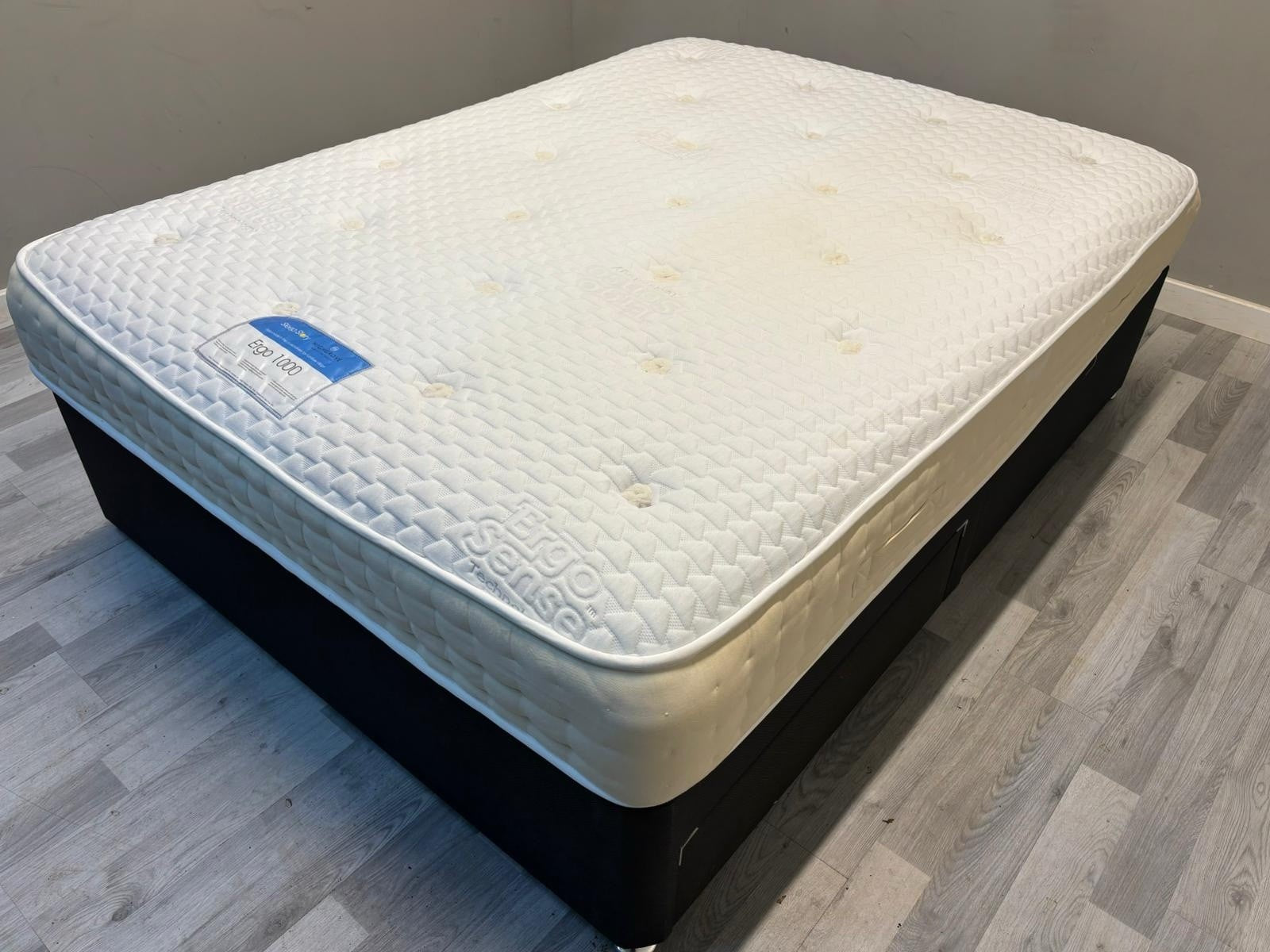 Sleep Story 1000 Egro Pocket 5FT Kingsize Mattress - RRP £699 B - Home Furniture Interiors