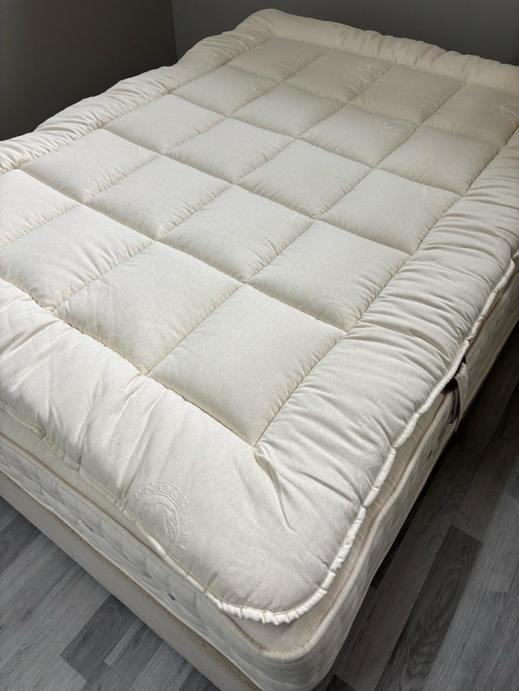 Hypnos Bespoke Majestic 6ft Superking Mattress + Topper - RRP £6,199 Medium - Home Furniture Interiors