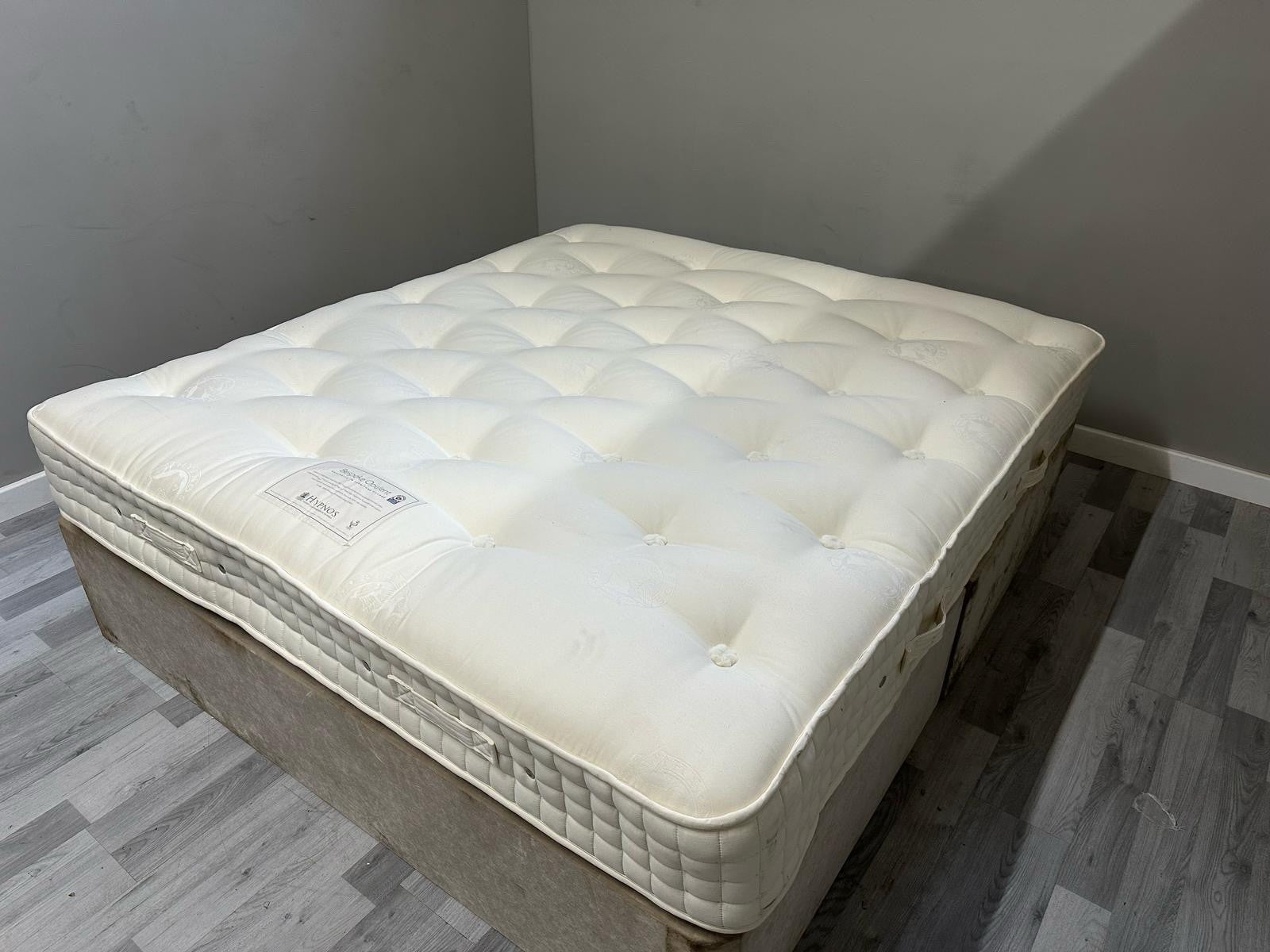 Hypnos Bespoke Opulent 6FT SuperKing Mattress - RRP £2,799 Best Price Online B - Home Furniture Interiors
