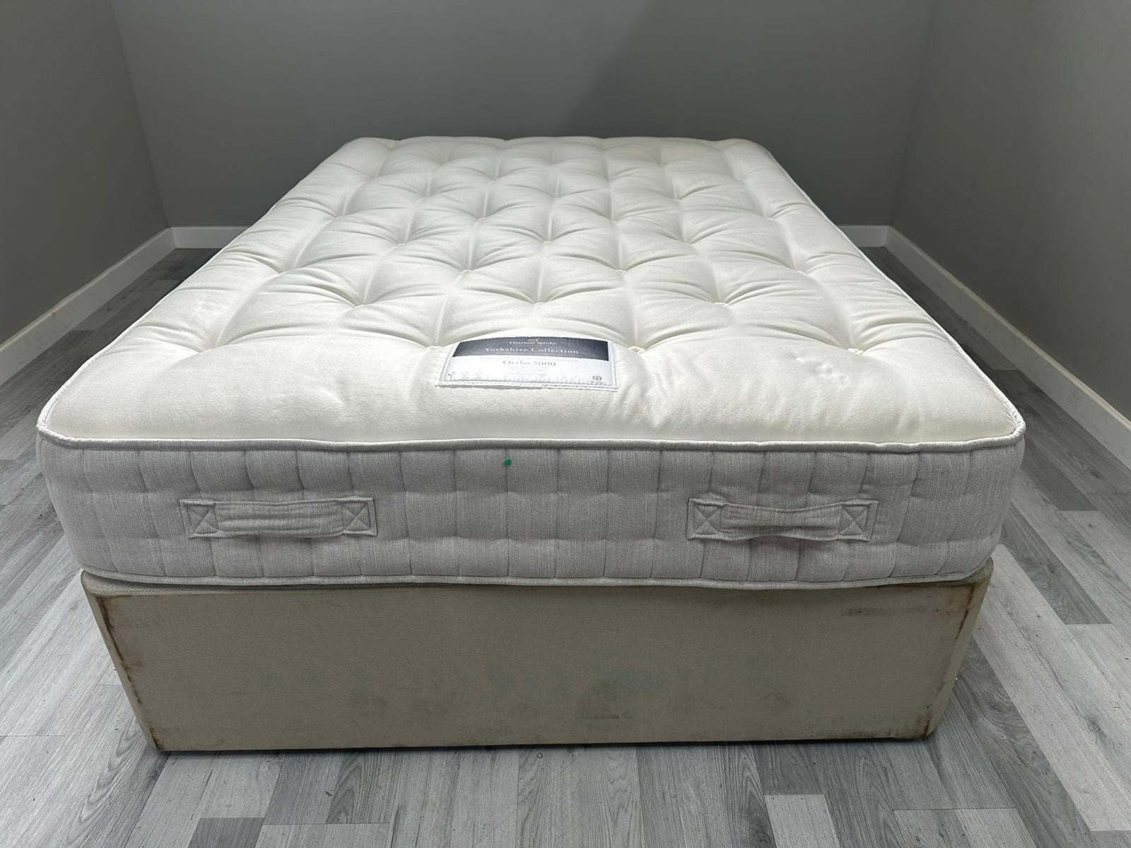 Harrison SpinksYorkshire Ortho 4FT 6 Double 5000 Mattress RRP £1599 B - Home Furniture Interiors