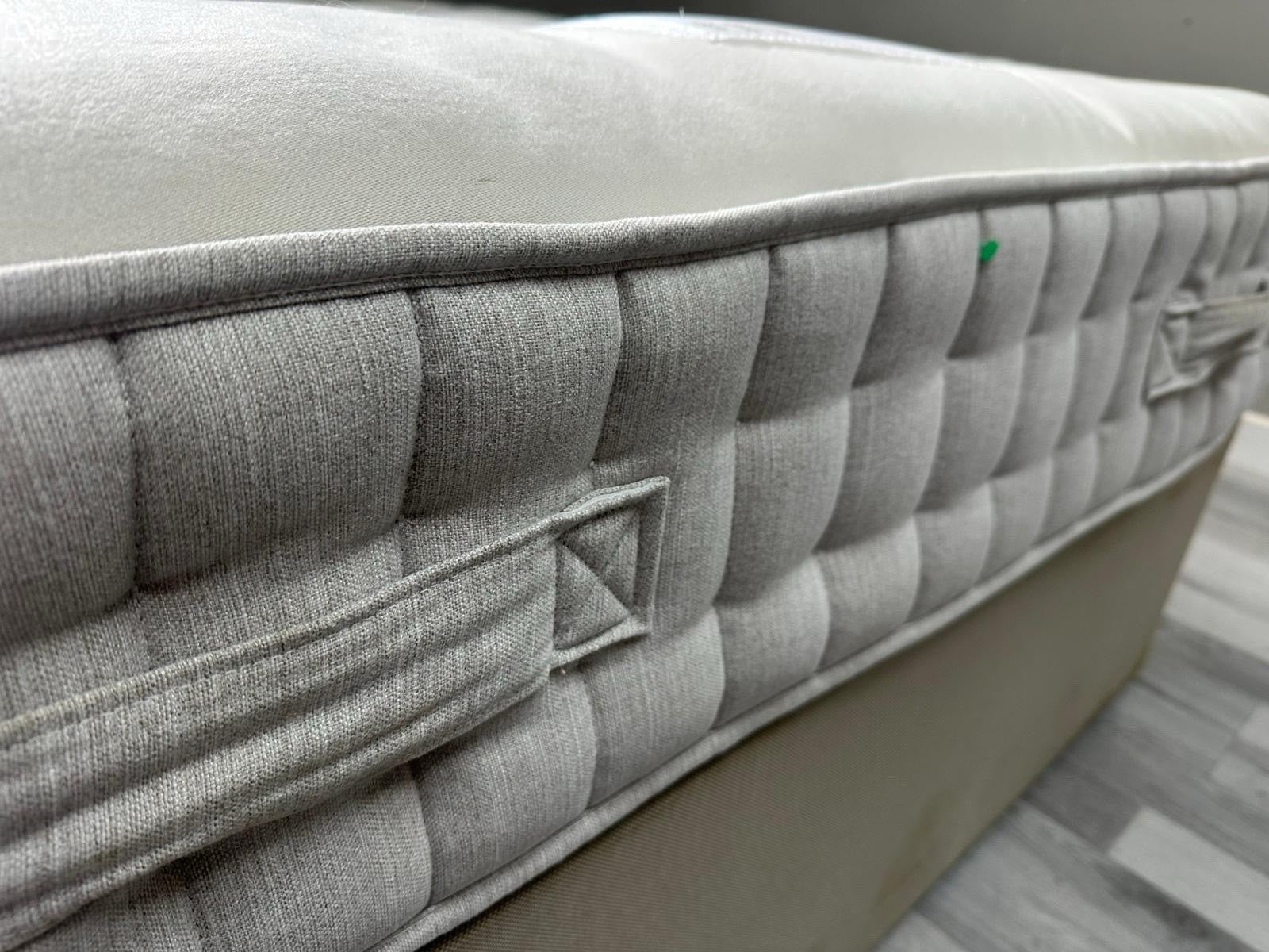 Harrison SpinksYorkshire Ortho 4FT 6 Double 5000 Mattress RRP £1599 B - Home Furniture Interiors