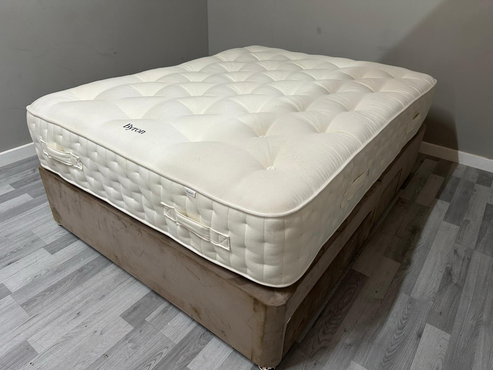 Harrison Spinks Byron 20000 Pocket 5FT Kingsize Mattress £3995