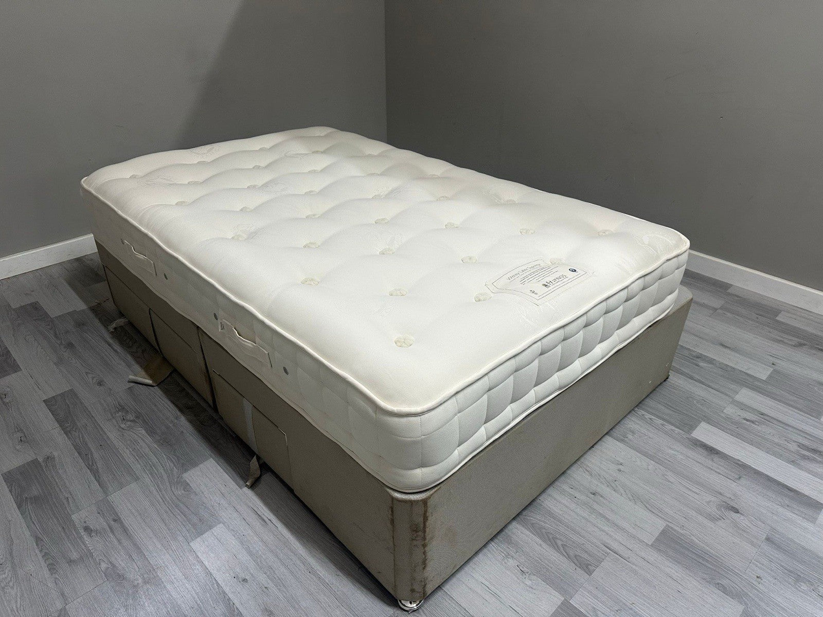 Hypnos Witney Latex Supreme Mattress Small Double 120x190cm Mattress RRP £2418 B - Home Furniture Interiors