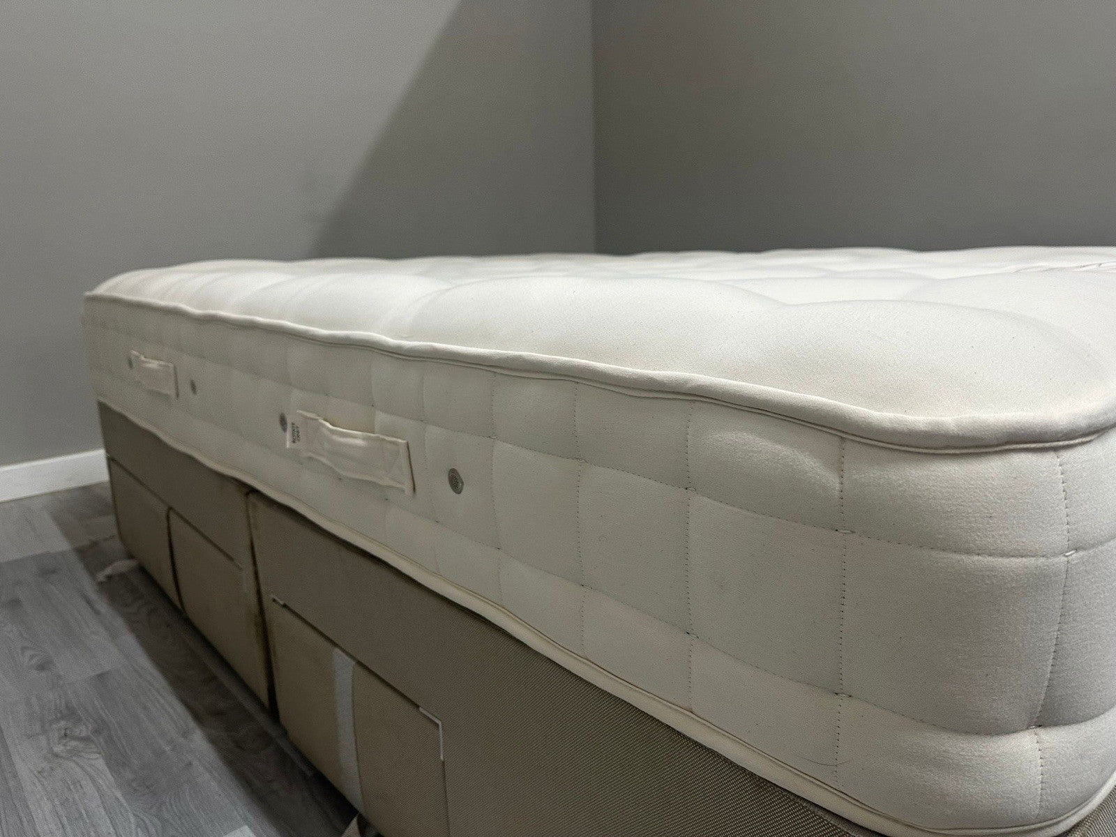 Hypnos Witney Latex Supreme Mattress Small Double 120x190cm Mattress RRP £2418 B - Home Furniture Interiors