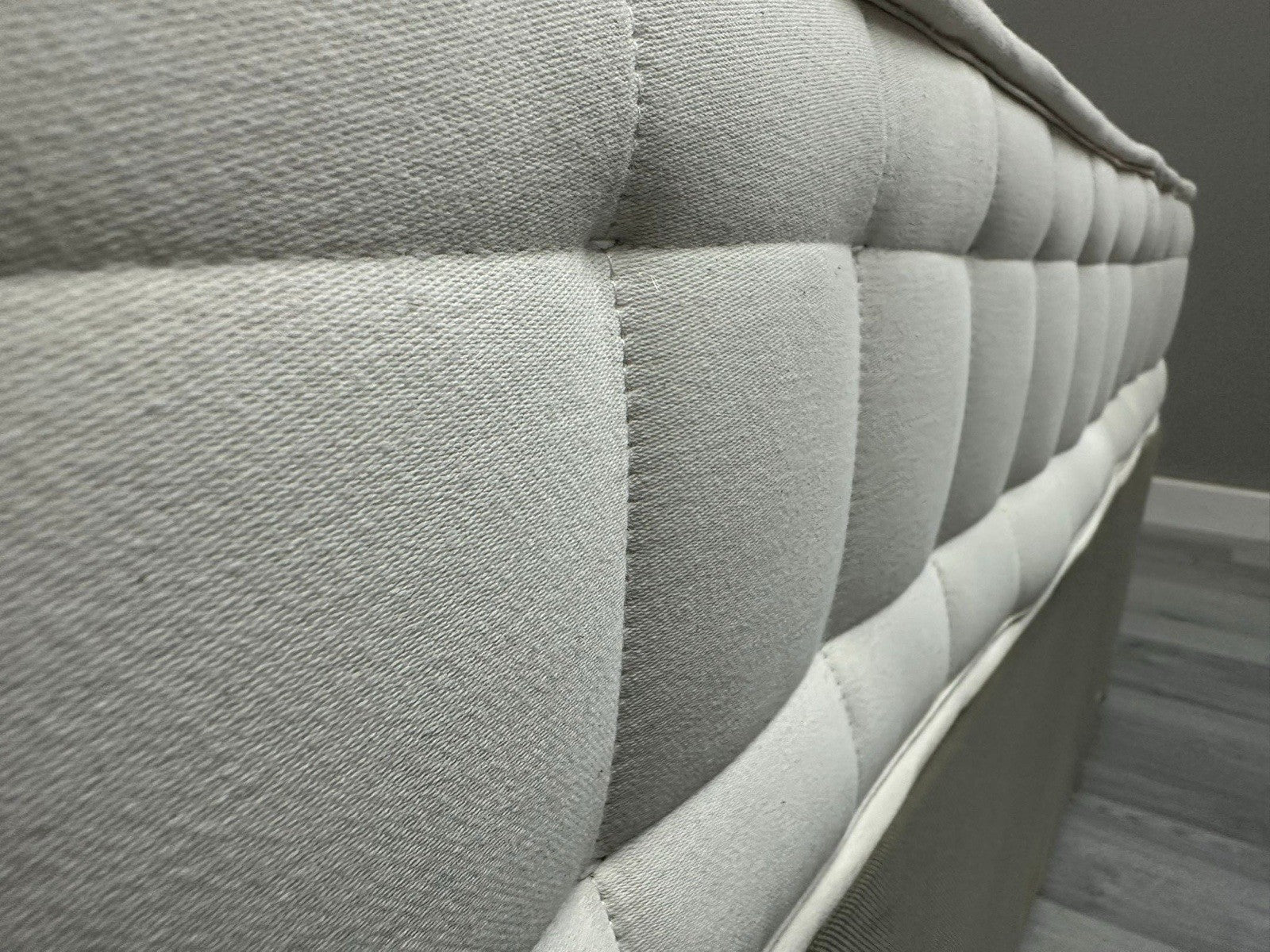 Hypnos Witney Latex Supreme Mattress Small Double 120x190cm Mattress RRP £2418 B - Home Furniture Interiors