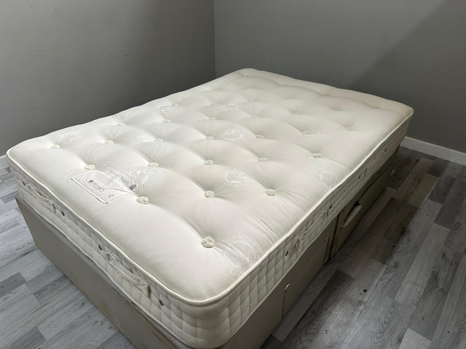 Hypnos Bespoke Opulent Mattress 4FT 6 Double RRP £2299 Best price online B - Home Furniture Interiors