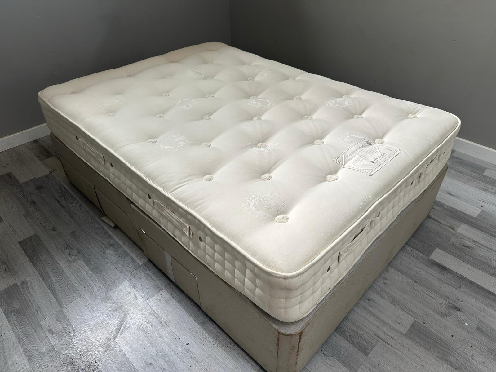Hypnos Bespoke Opulent Mattress 4FT 6 Double RRP £2299 Best price online B - Home Furniture Interiors