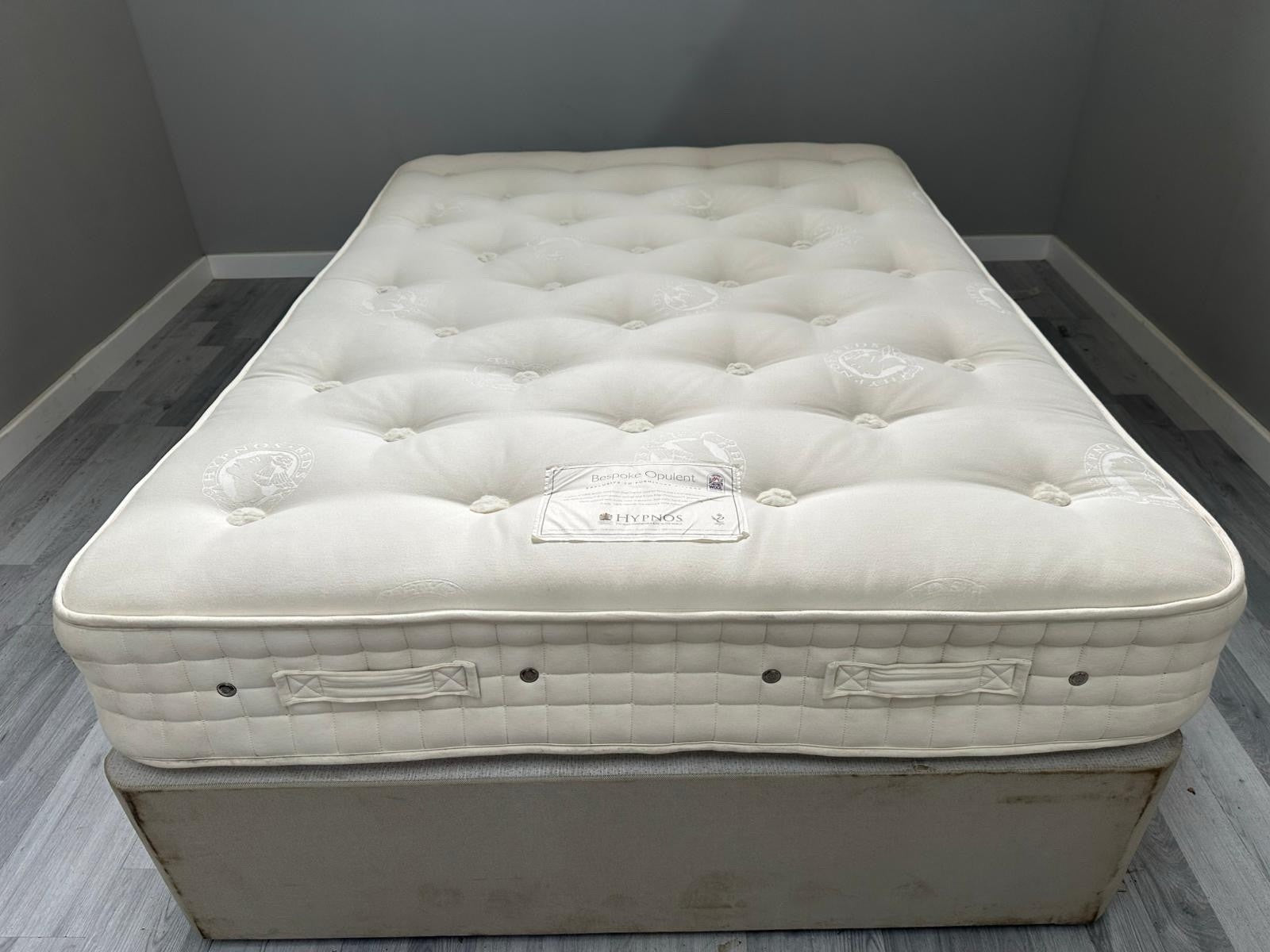 Hypnos Bespoke Opulent Mattress 4FT 6 Double RRP £2299 Best price online B - Home Furniture Interiors