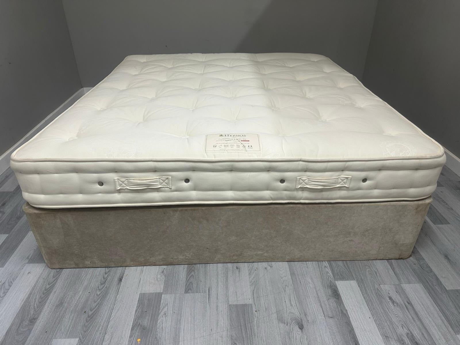 Hypnos Luxurious Earth 02 Mattress 6FT Superking RRP £2599 B Best Price Online - Home Furniture Interiors