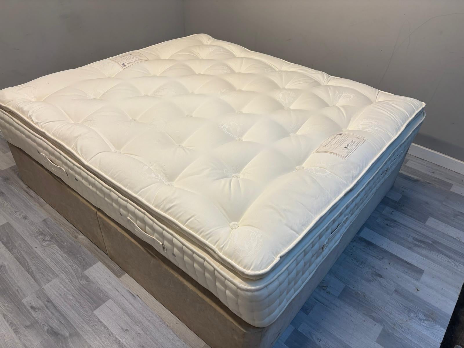 Hypnos Emperor / Pearl Firm 6FT SuperKing Mattress RRP £3,799 - Home Furniture Interiors