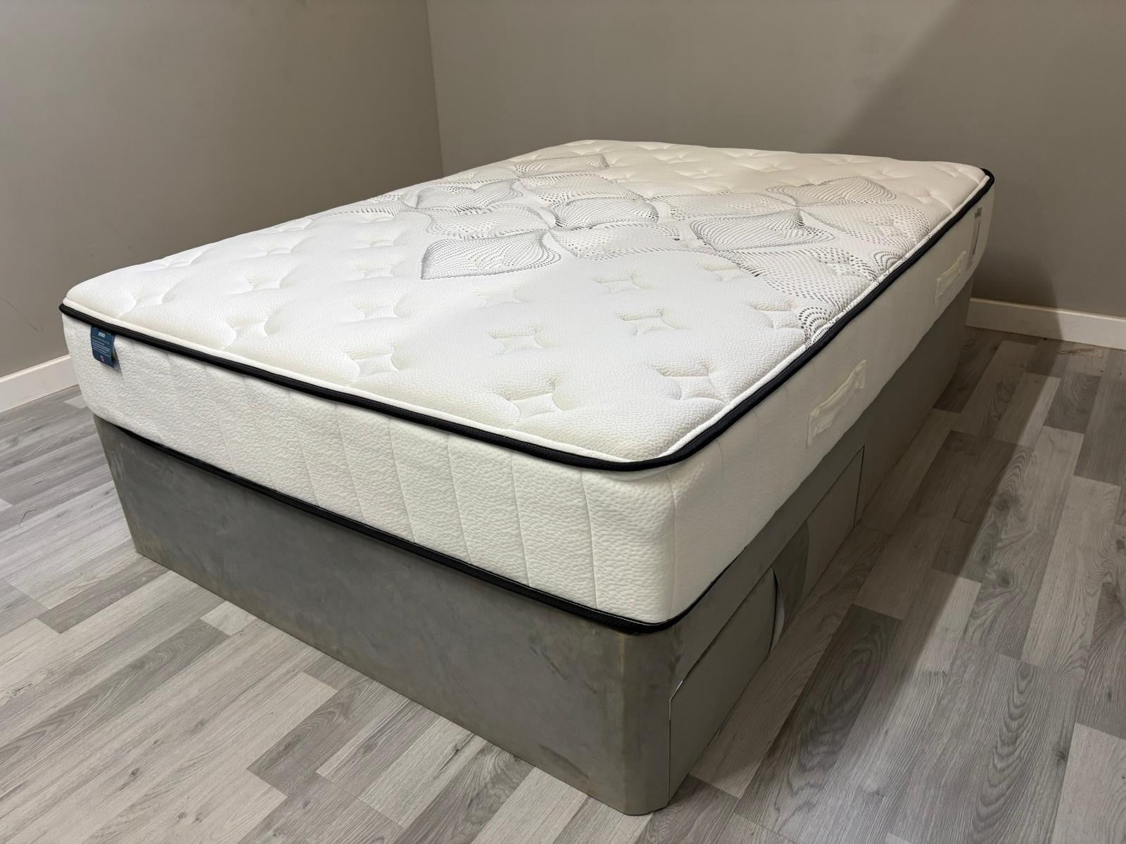IGEL 2050i Nanotech 4ft 6 Double Mattress - RRP £1099 Best Price Online - Home Furniture Interiors