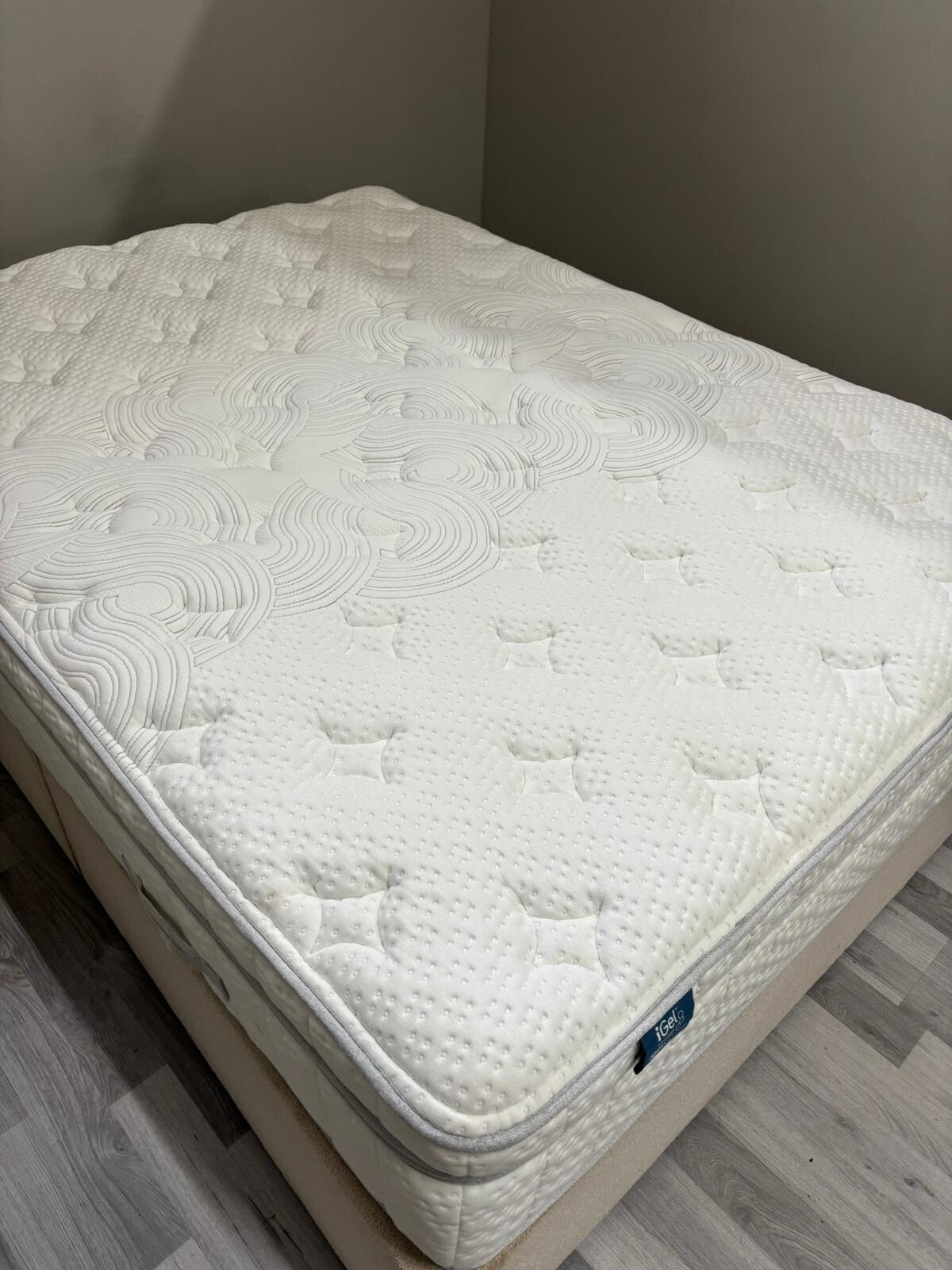 IGEL 3000 / 5000 Advance Nanotech 4FT 6 Double Plushtop Mattress - RRP £1.699  B - Home Furniture Interiors