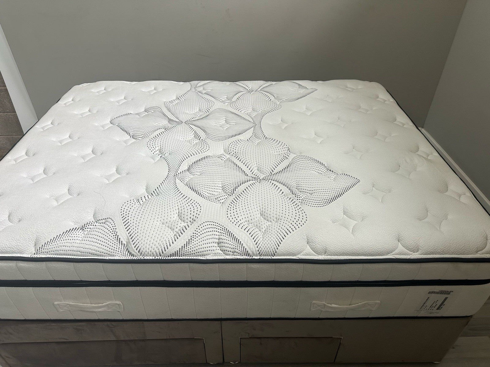 IGEL 6000i Nanotech 5ft Kingsize Plushtop Mattress RRP £2499 Best Price Online - Home Furniture Interiors