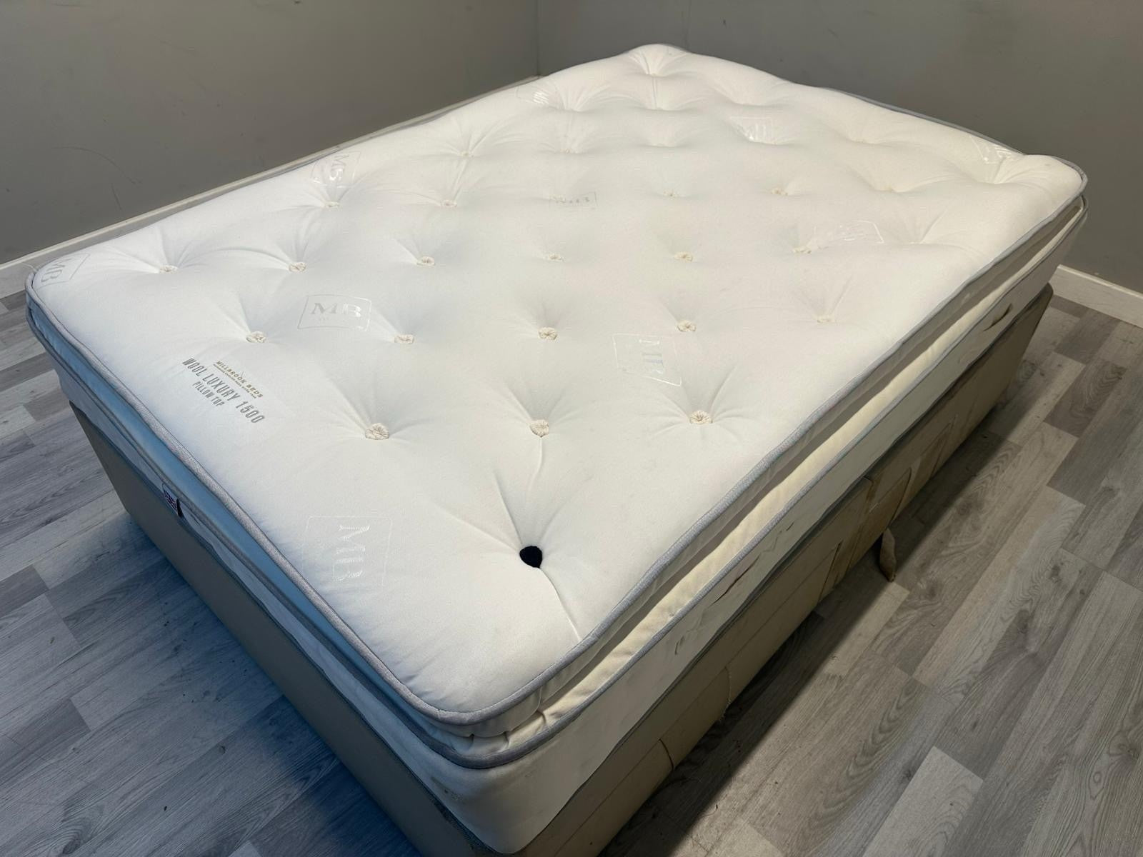 Millbrook Wool Luxury 1500 Pocket Pillow Top Mattress 4FT 6 Double RRP £1159 - Home Furniture Interiors
