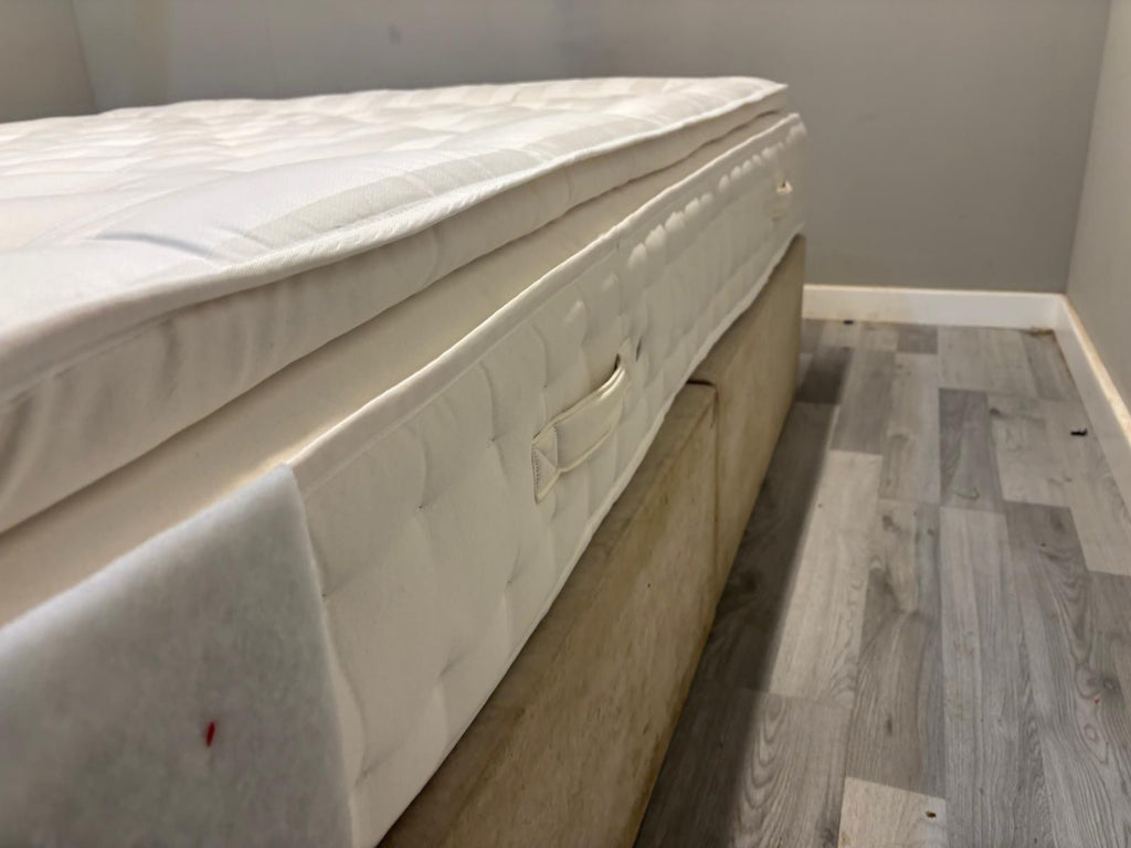 Laura Ashley White Emsworth 2500 Pocket Sprung Medium Mattress 6FT Superking - Home Furniture Interiors