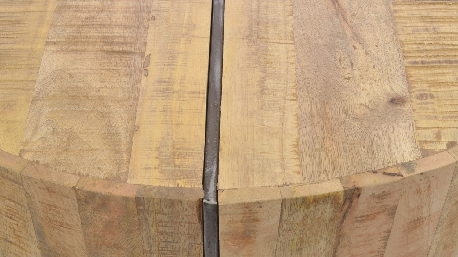 Natural Mango Wood Trunk Top Round Coffee Table with Black Metal Legs