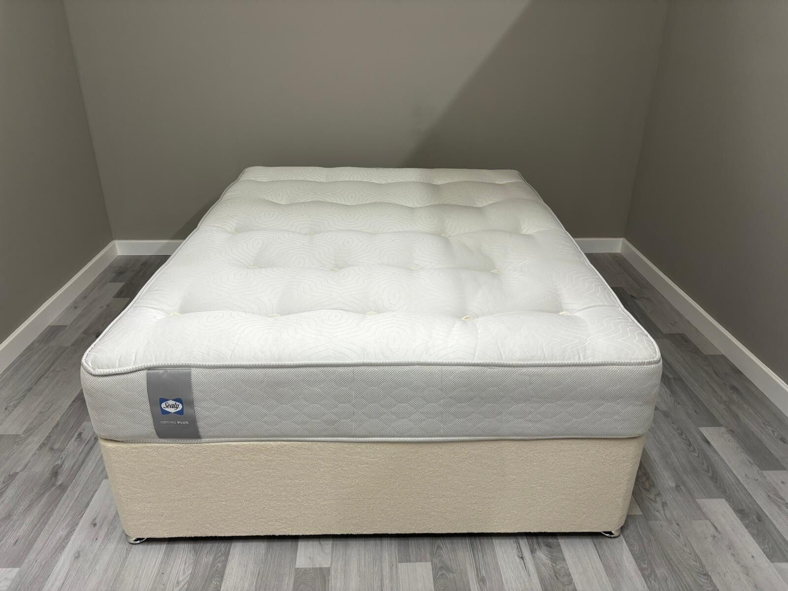 Sealy Harlow Ortho Plus 5FT Kingsize RRP £895 Best Price Online B - Home Furniture Interiors