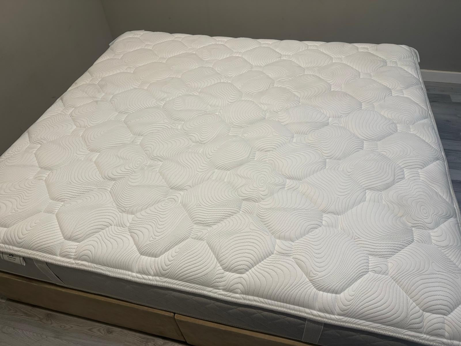 Sealy Waltham Mattress 6FT Superking Mattress RRP £849