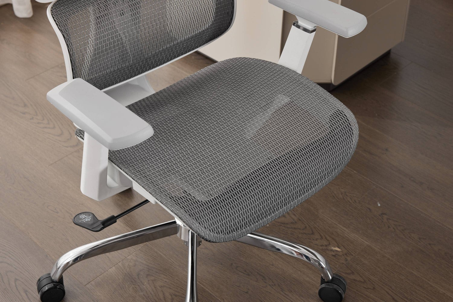Elite Mesh Grey White Office Chair - Home Furniture Interiors
