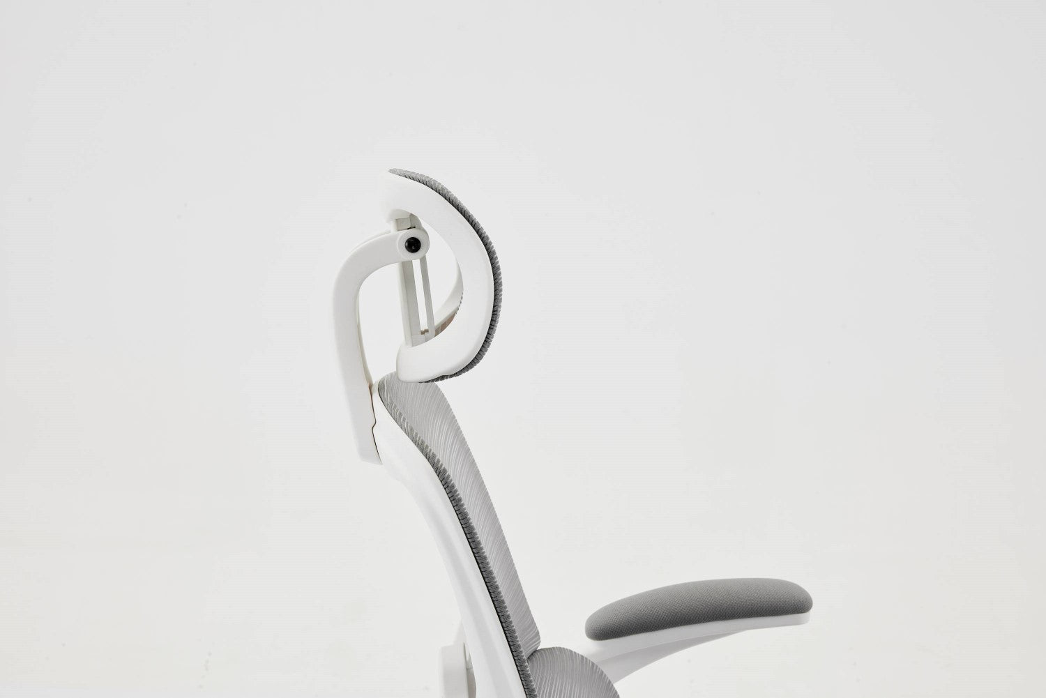Supreme Mesh Grey White Office Chair - Home Furniture Interiors