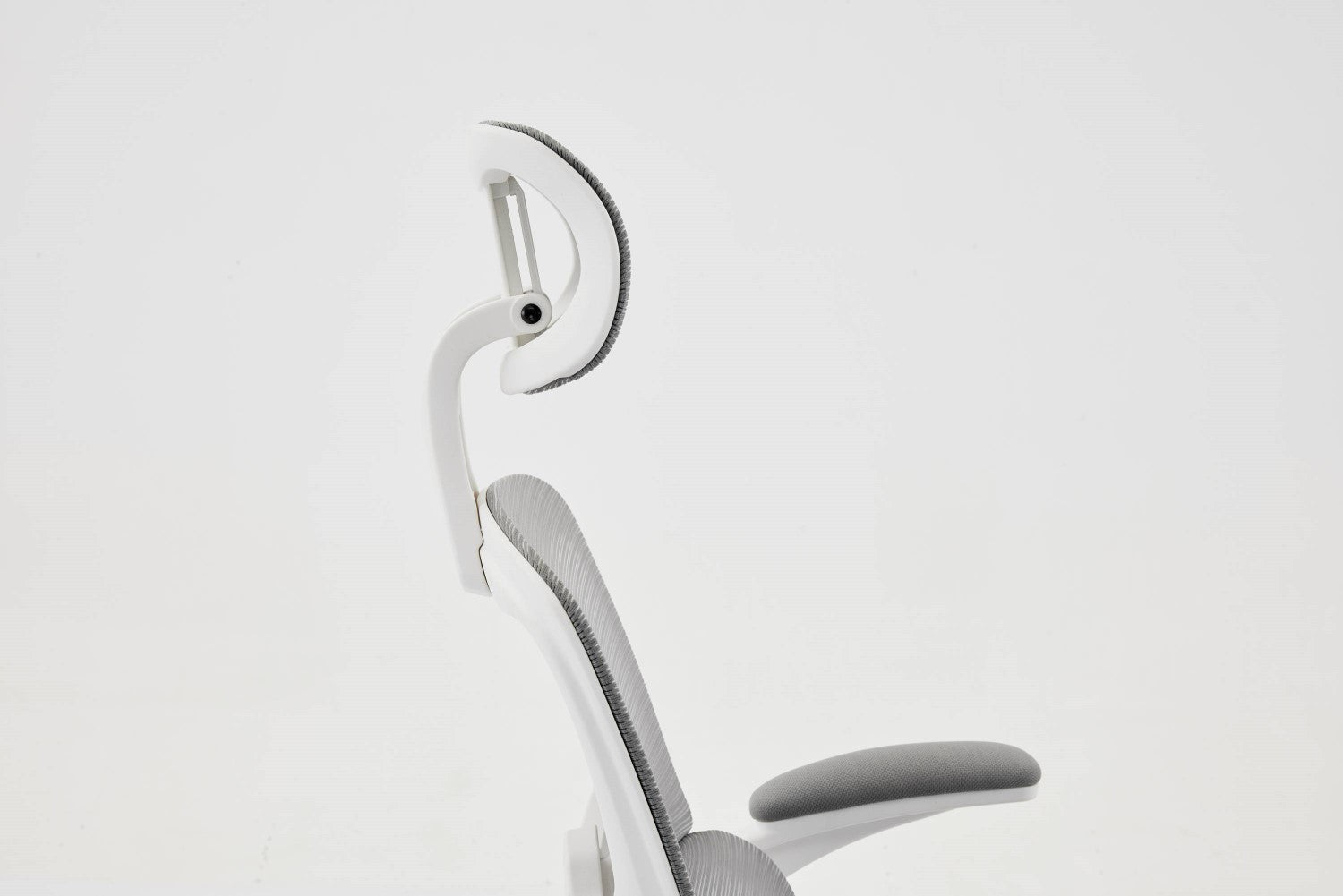 Supreme Mesh Grey White Office Chair - Home Furniture Interiors