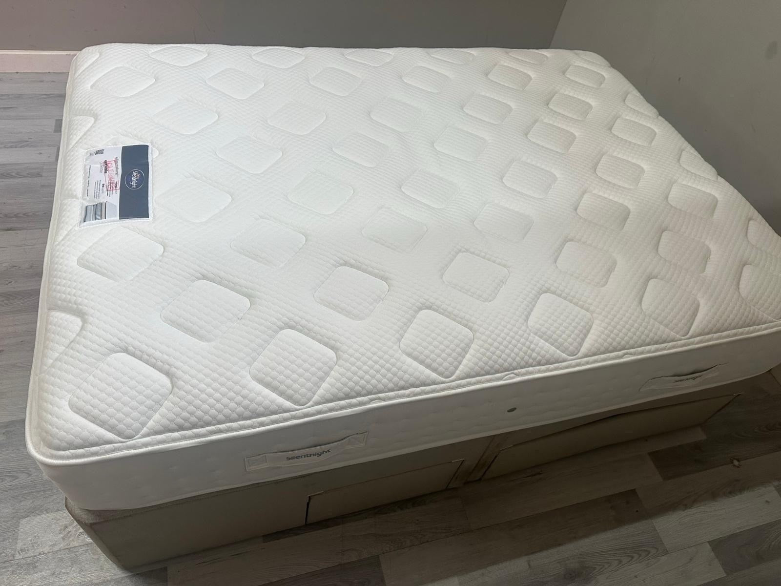 Silentnight Elisa Natural 1400 Pocket Firm 4ft 6 Double Mattress - RRP £899 B