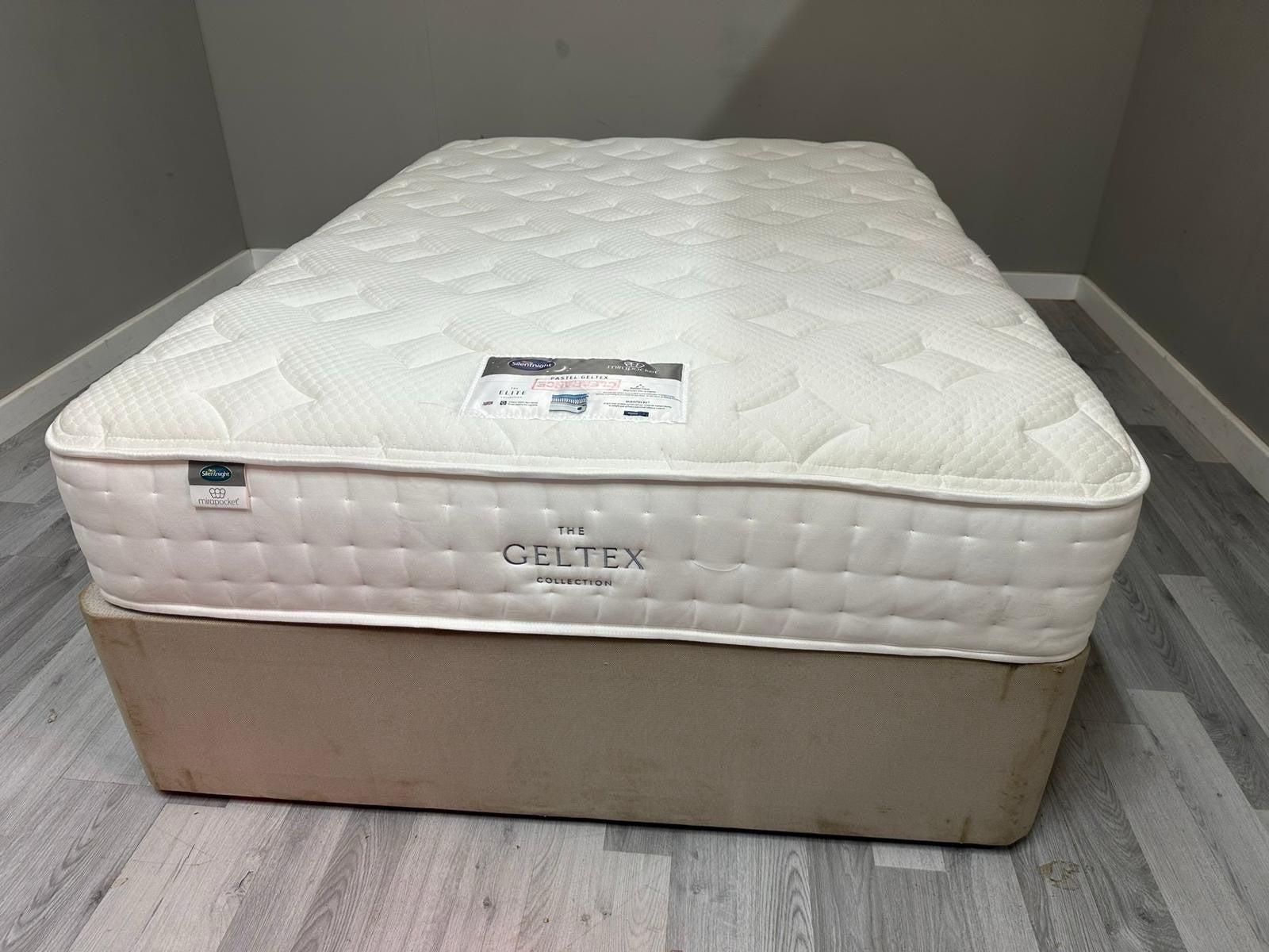Silentnight Pastel Geltex 4FT 6 Double Mattress RRP £1299 B