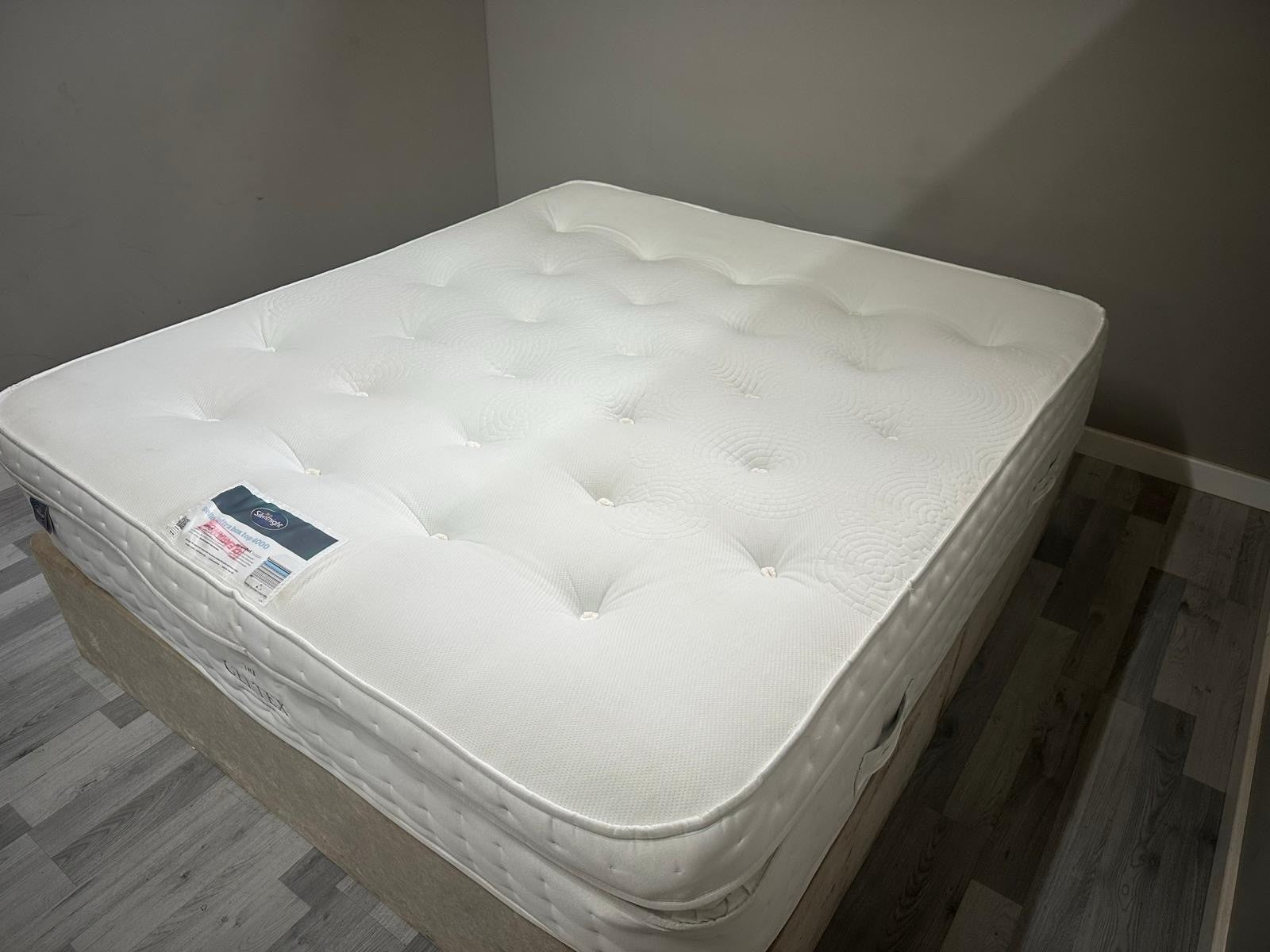 Silentnight Geltex 4000 Ultra BoxTop 5FT Kingsize Mattress RRP £1699