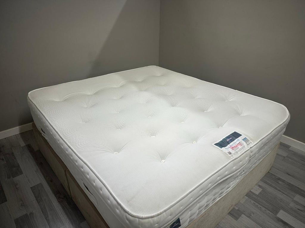 Silentnight Geltex 4000 Ultra BoxTop 5FT Kingsize Mattress RRP £1699