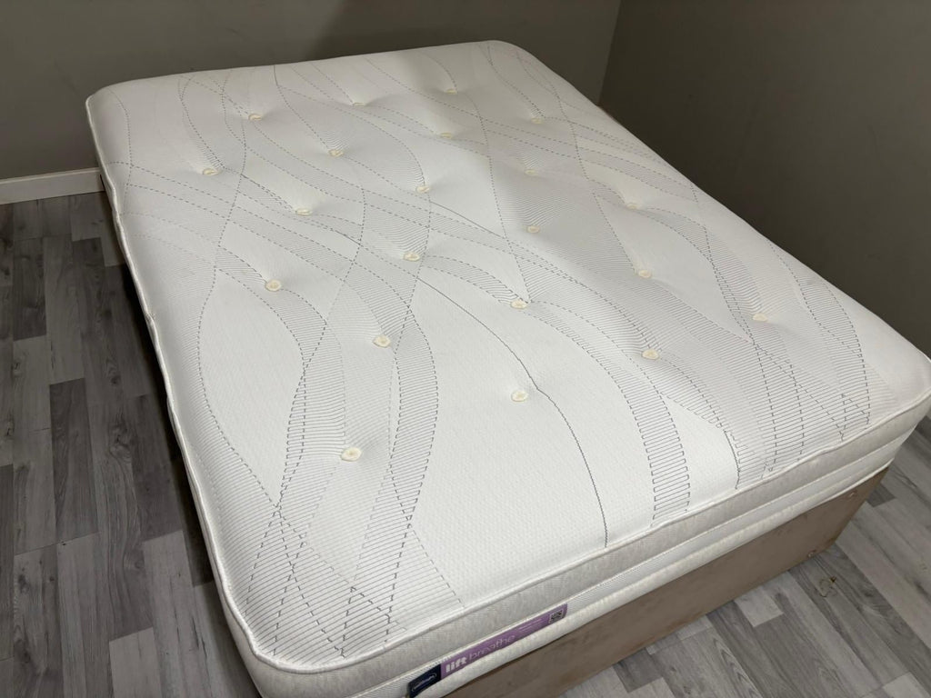 Silentnight Lift Breathe 1600 Pocket Mattress Kingsize 5FT RRP £1199 B - Home Furniture Interiors