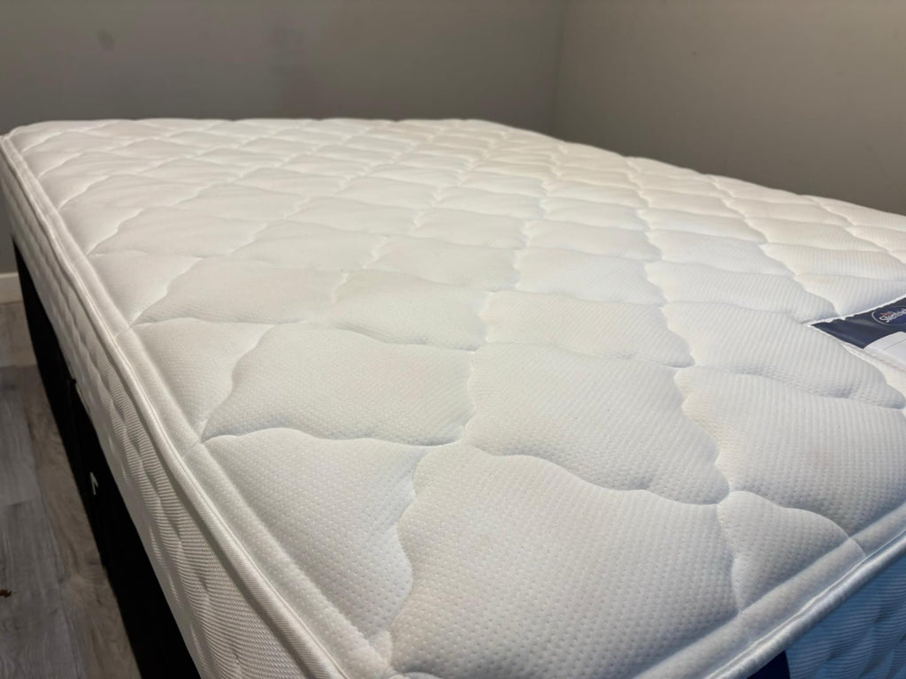 Silentnight Memory Castiel Mattress 5FT Kingsize 800 Pocket RRP £599 - Home Furniture Interiors
