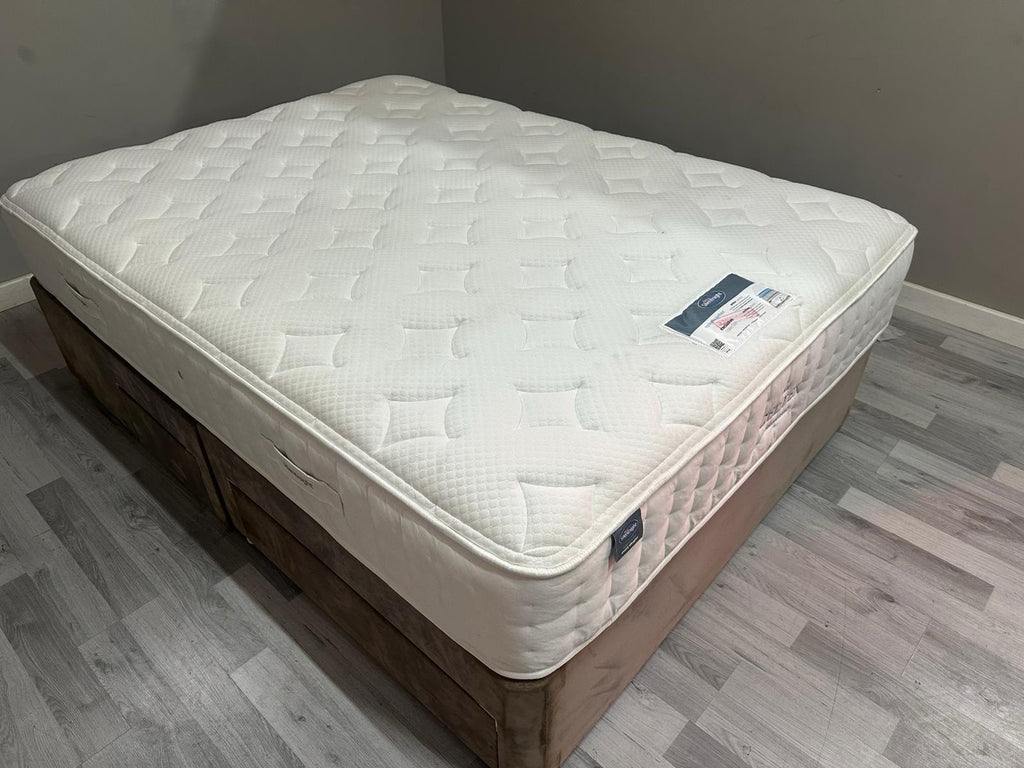 Silentnight Ophelia Geltex 1000 Medium 5ft Kingsize Mattress - RRP £1399 B