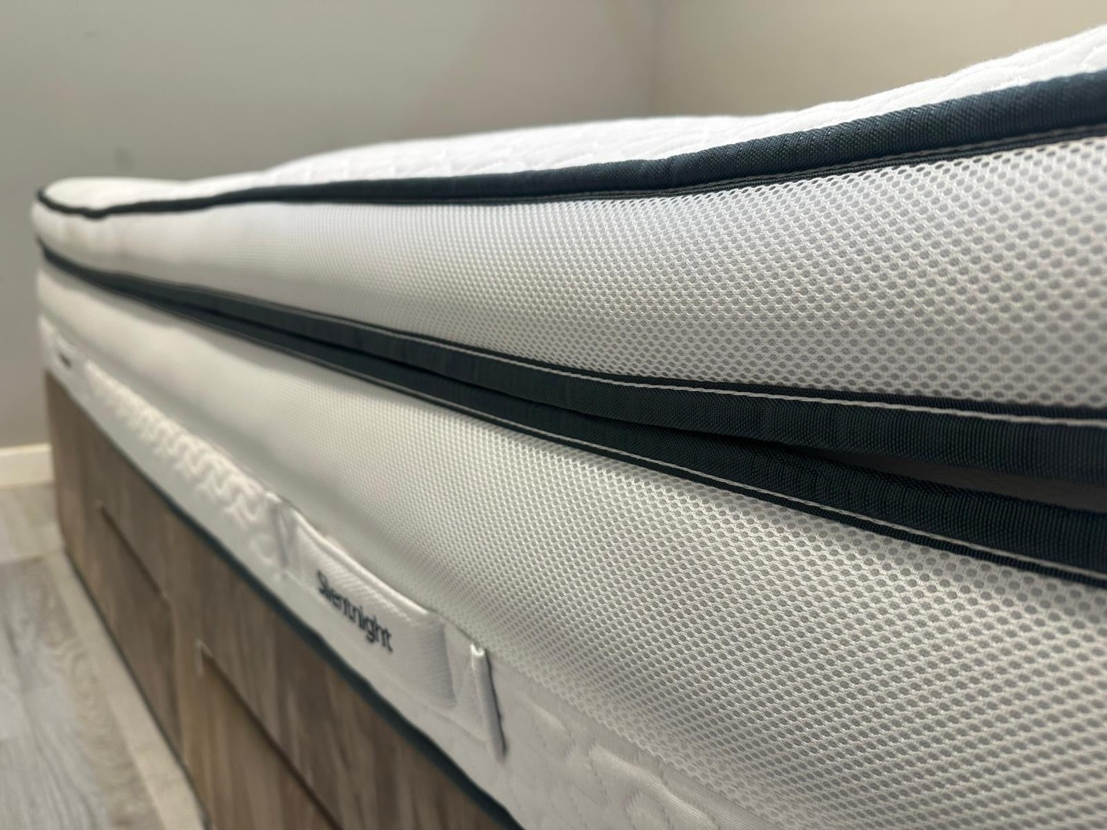 Silentnight UltraGel 2000 Pocket Box Top Mattress 5FT Kingsize RRP £1029