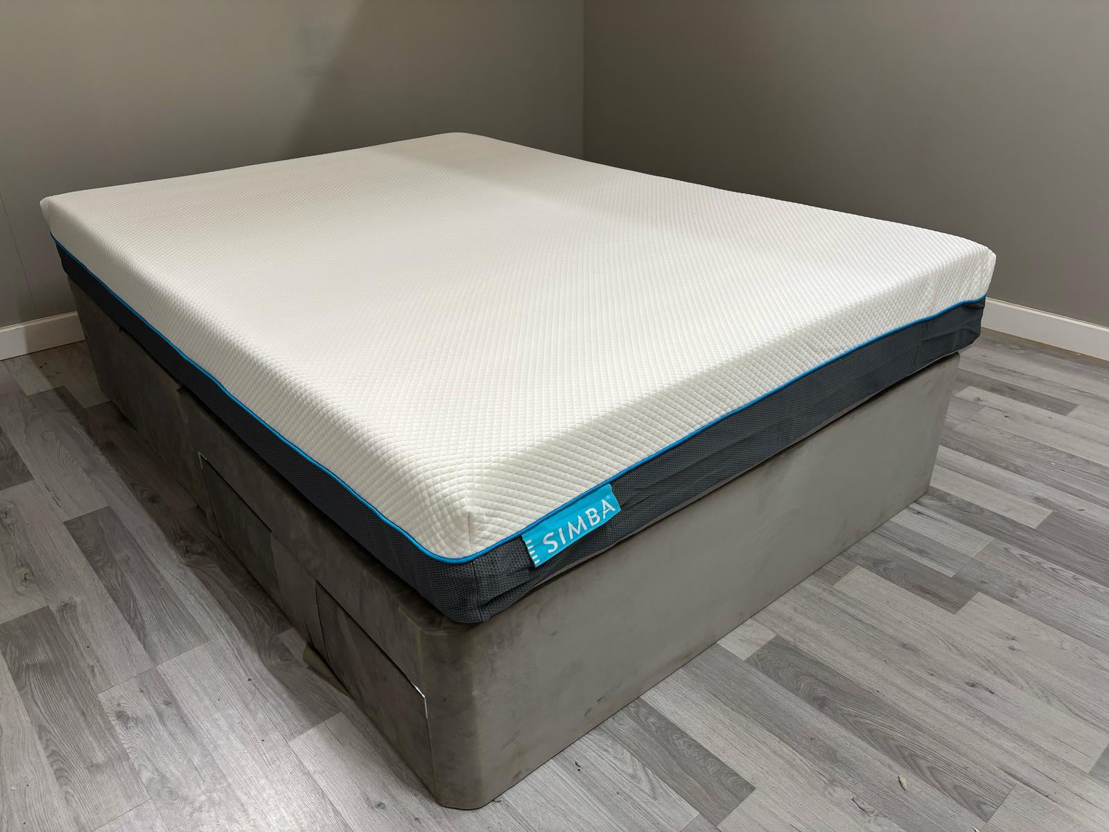 Simba Hybrid Essential Kingsize 5FT Mattress RRP £699 Best Price Online B - Home Furniture Interiors