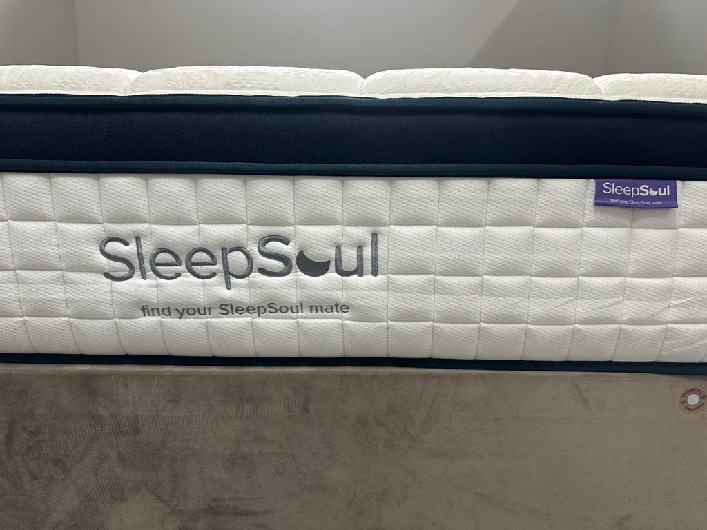 eb9f2ff0-a5bd-41e8-b9e7-ec2271d36270