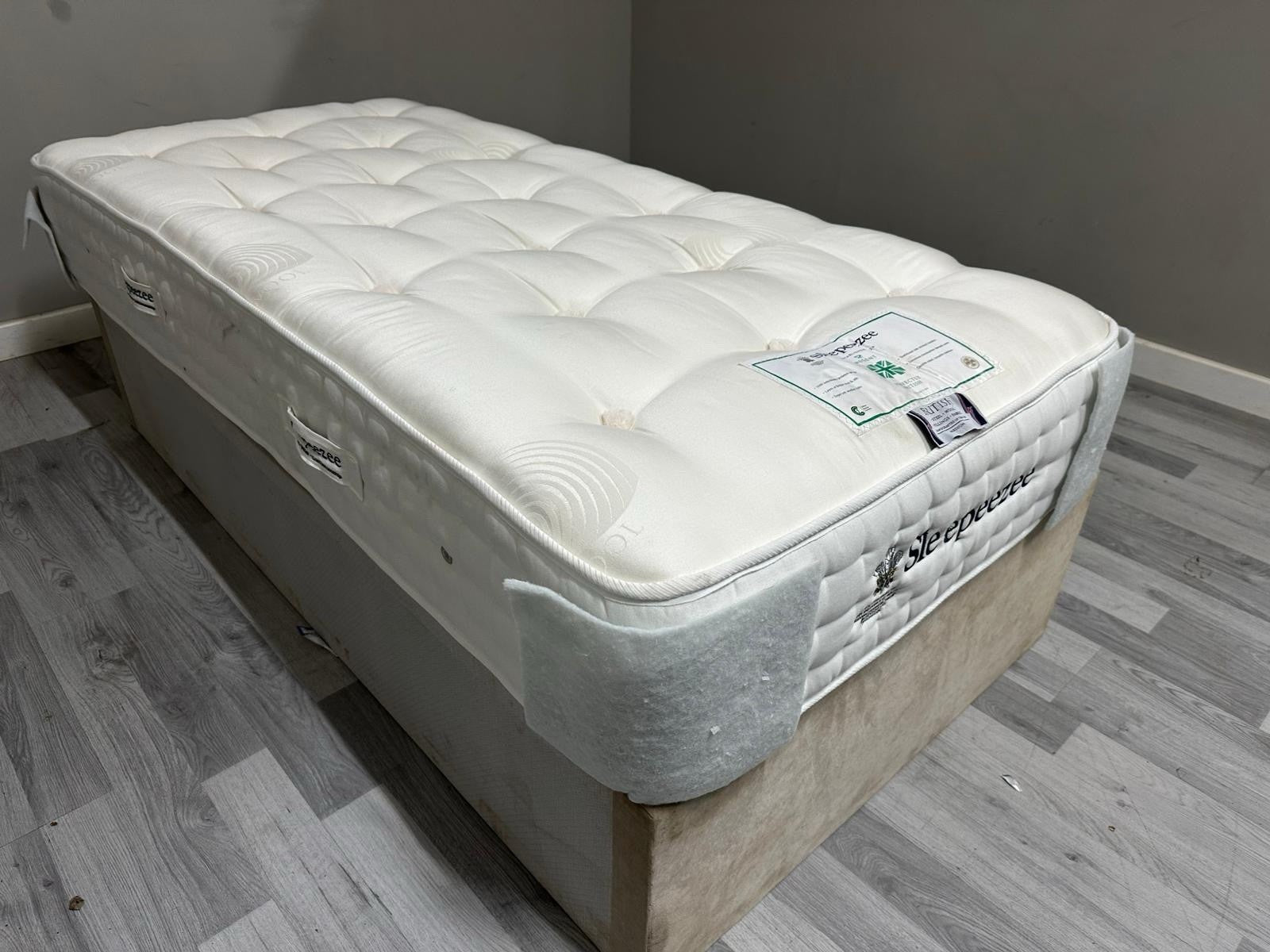 Sleepeezee Perfectly British Regent 2600 Mattress 3FT Single RRP £989 B - Home Furniture Interiors