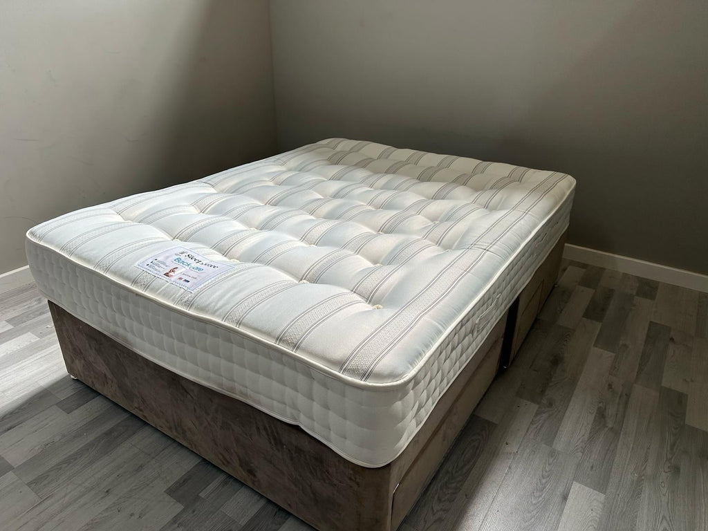 Sleepeezee Backcare Ultra Firm 1600 5ft Kingsize Mattress  - RRP £899 B - Home Furniture Interiors