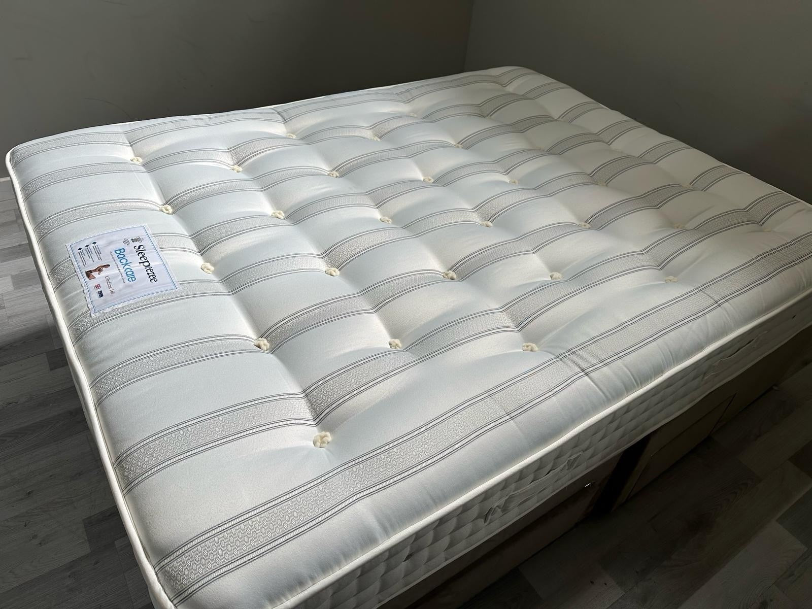 Sleepeezee Backcare Ultra Firm 1600 5ft Kingsize Mattress  - RRP £899 B - Home Furniture Interiors