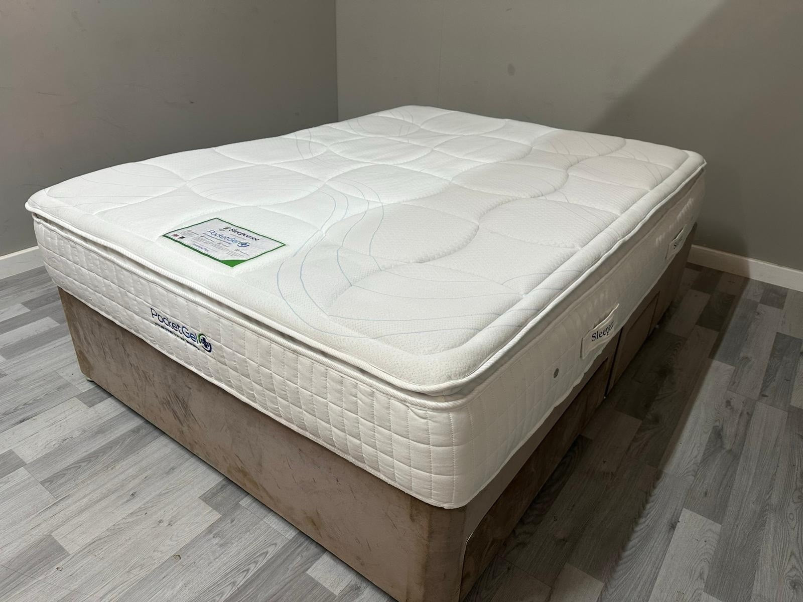 Sleepeezee Immerse Plus 2200 Pocket Pillow top Mattress Kingsize 5FT RRP £1899
