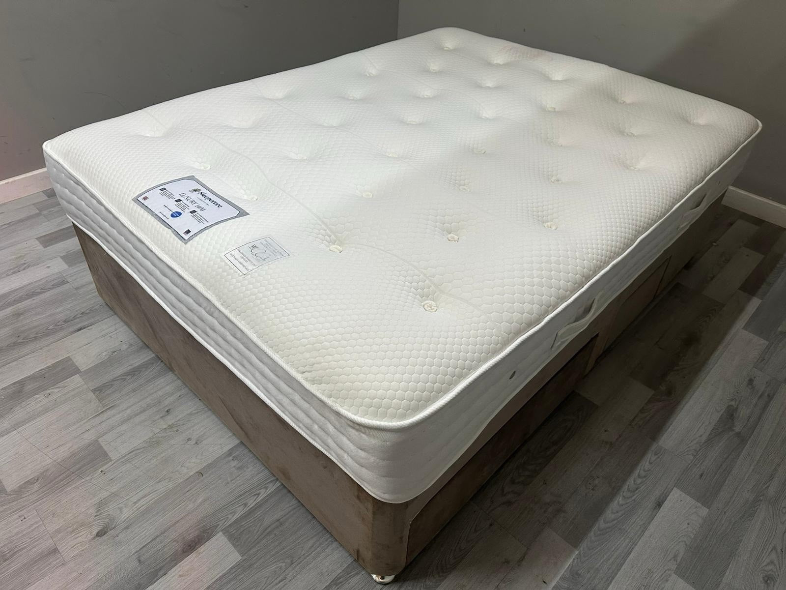 Sleepeezee Luxury 1400 Pocket 5ft Kingsize Mattress  - RRP £799 B