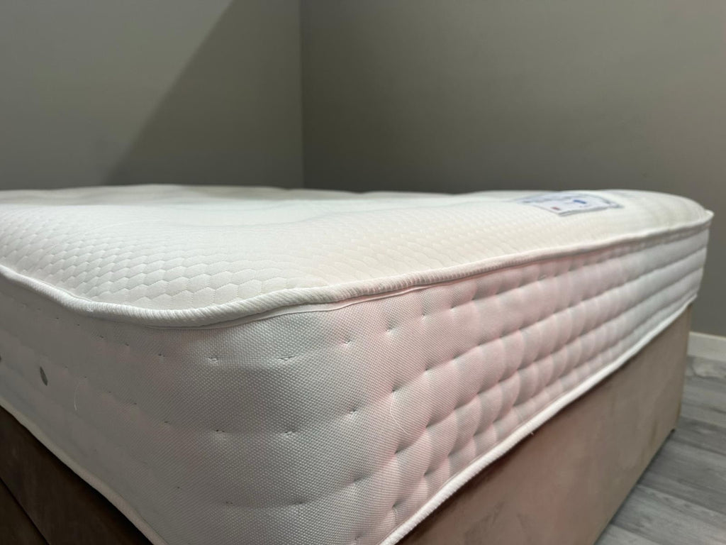 Sleepeezee Luxury 1400 Pocket 5ft Kingsize Mattress  - RRP £799 B