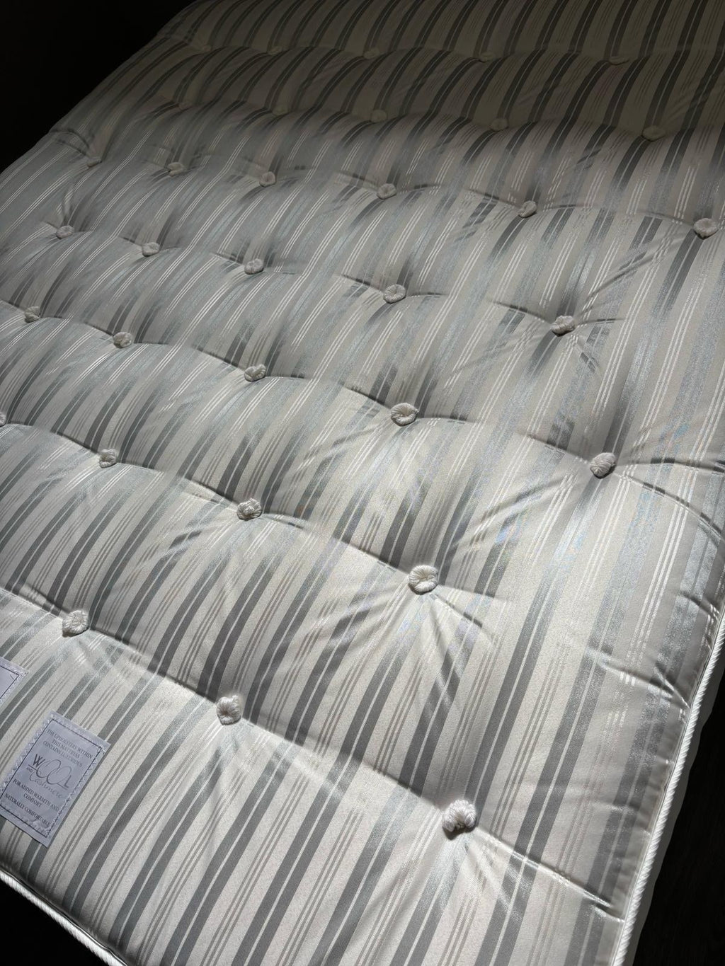 Sleepeezee Ultimate 2000 Backcare Mattress 6FT SuperKing - RRP £1399 - Home Furniture Interiors