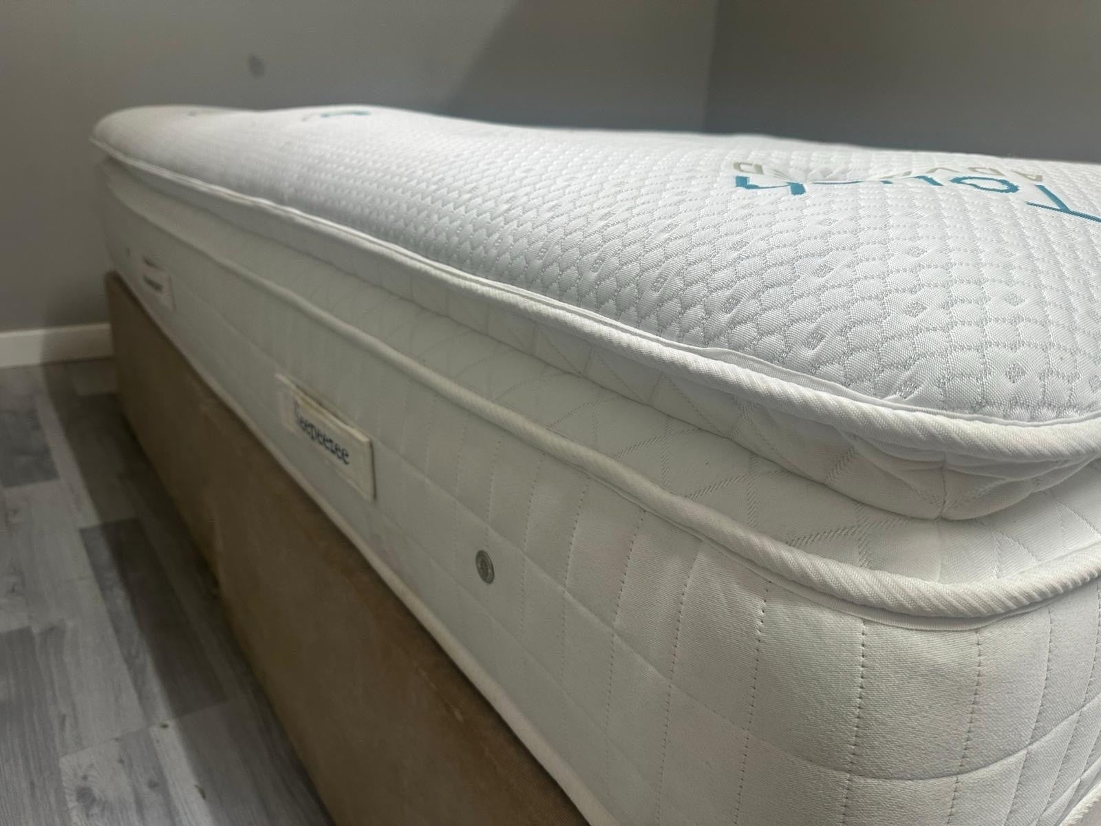 Sleepeezee Gel Touch / SensaGel 7500 / 9000 6FT Superking RRP £3199 B - Home Furniture Interiors