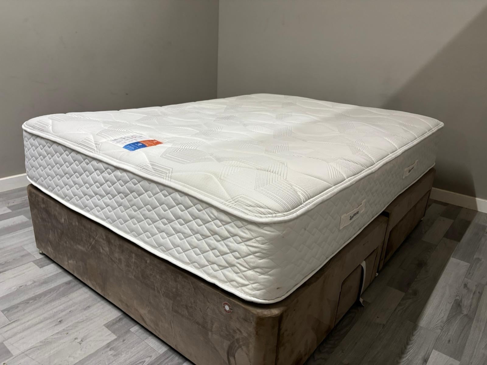 Slumberland 1400 Eco Solutions Kingsize 5FT Mattress - RRP £899 - Home Furniture Interiors