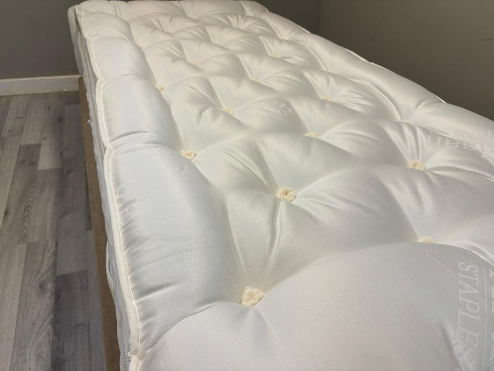 Staples  Co Artisan Opulence Mattress 3FT Extra Length Single- RRP £1399 Firm - Home Furniture Interiors