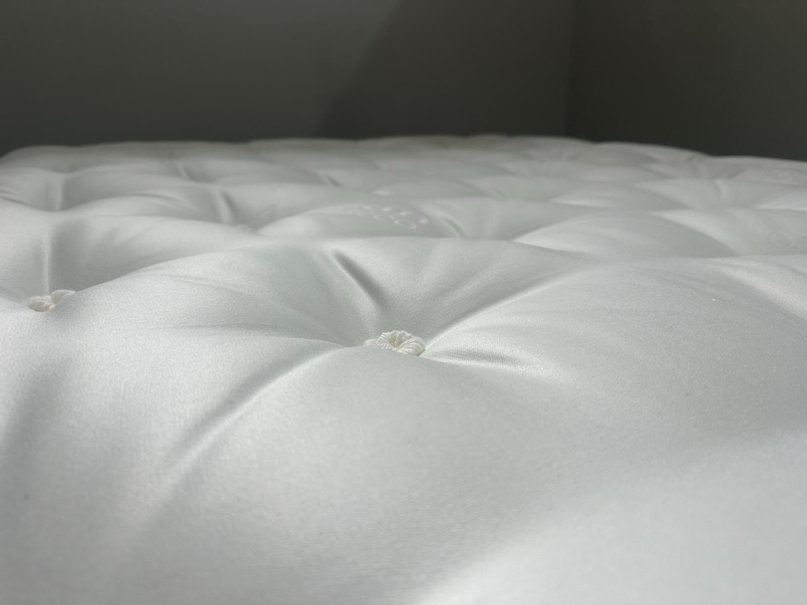 Staples and Co Artisan Splendour Mattress 5ft Kingsize Firm - RRP £1,399